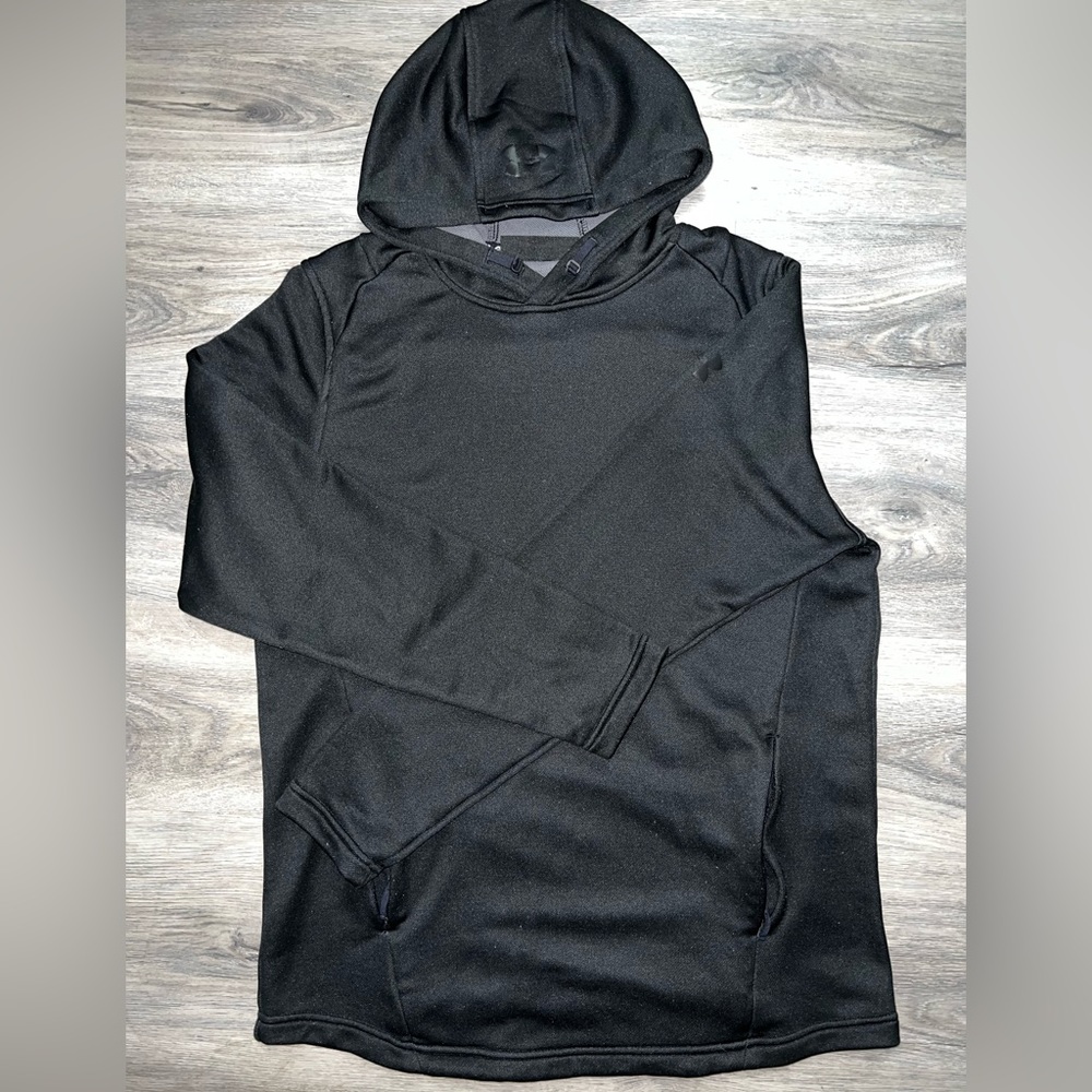 Men’s Under Armour hoodie